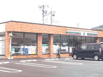 セブンイレブン 高崎下中居町店の画像