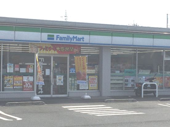 ファミリーマート 高崎問屋西一丁目店の画像