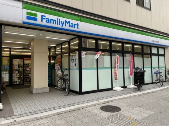 ファミリーマート 小伝馬町大門通り店の画像