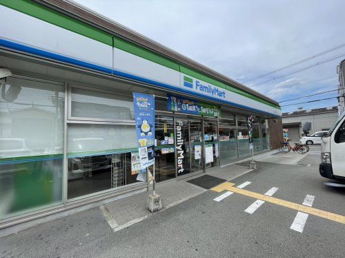 ファミリーマート 南太子二丁目店の画像