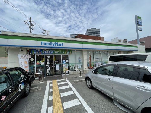 ファミリーマート 八尾跡部北の町店の画像