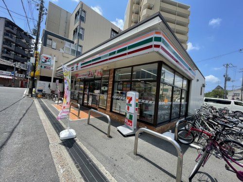 セブンイレブン 近鉄長瀬駅北店の画像