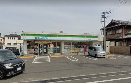 ファミリーマート 岸和田岡山町店の画像