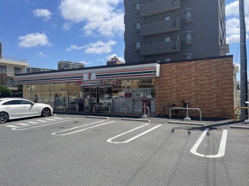 セブンイレブン 一宮本町4丁目店の画像