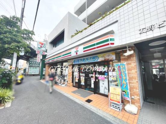 セブンイレブン 横浜南太田駅前店の画像