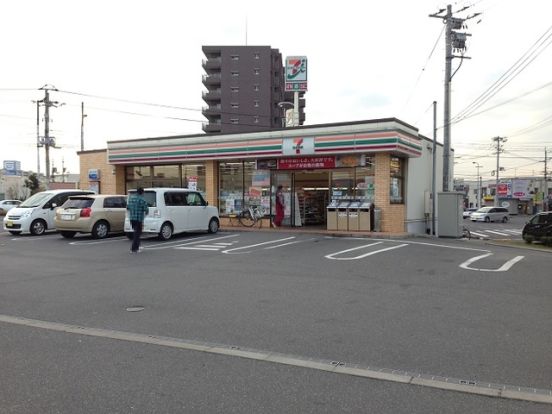 セブンイレブン 神辺十九軒屋店の画像