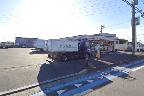 セブンイレブン 横浜和泉町店の画像