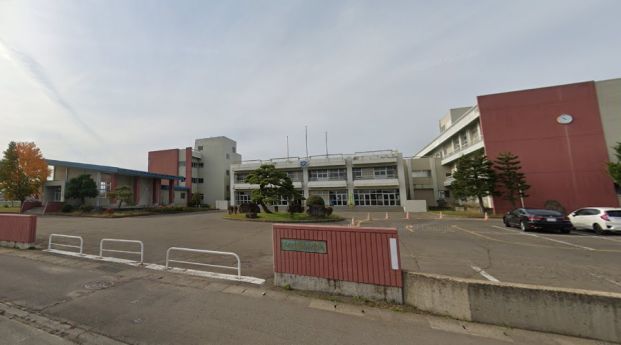 弘前市立岩木小学校の画像