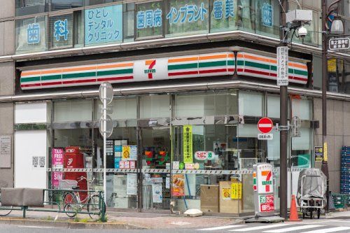 セブンイレブン 台東上野2丁目店の画像