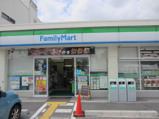 ファミリーマート木川西店の画像