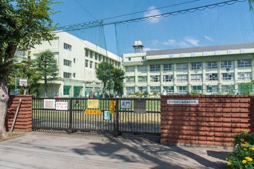 葛飾区立南綾瀬小学校の画像