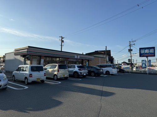 セブンイレブン小川江藤店の画像