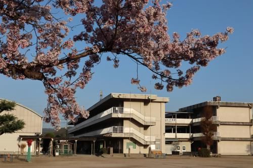 井原市立西江原小学校の画像