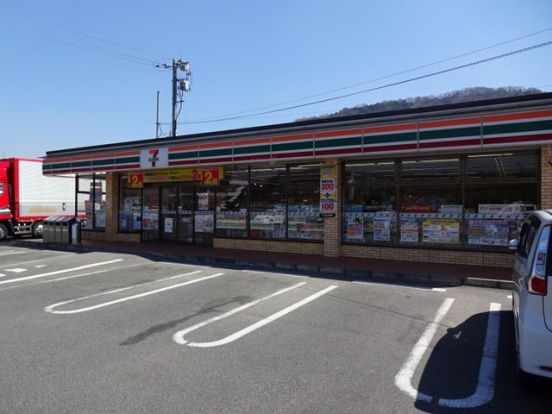 セブンイレブン 井原東江原店の画像