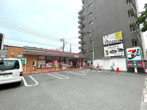 セブン-イレブン 福岡高宮１丁目店の画像