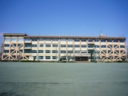 八王子市立横川中学校の画像