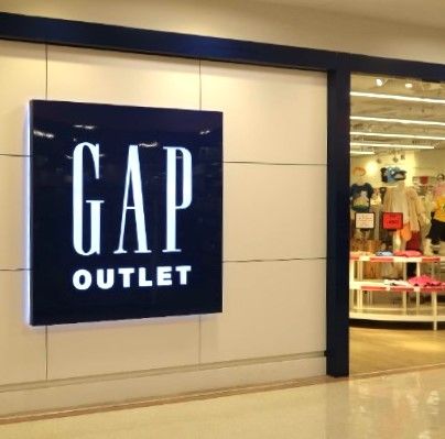 Gap Outlet 島忠ホームズ仙川店の画像