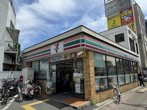 セブンイレブン 大阪清水駅前店の画像