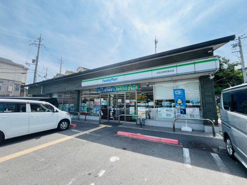 ファミリーマート 伏見日野西風呂店の画像