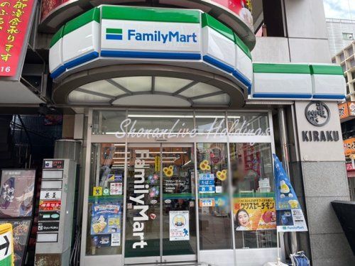 ファミリーマート 横浜伊勢佐木町一丁目店の画像