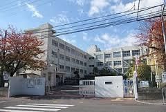 高槻市立真上小学校の画像