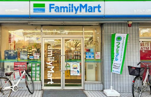 ファミリーマート 名古屋東大曽根店の画像