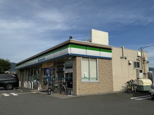 ファミリーマート 八尾小畑町店の画像