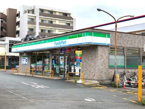 ファミリーマート 横浜片倉町店の画像