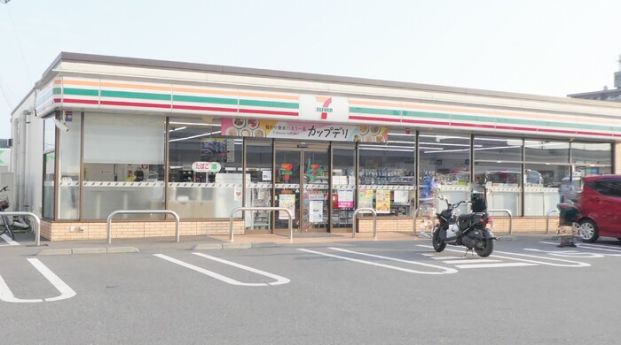 セブンイレブン 戸田新曽芦原店の画像