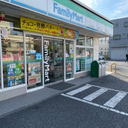 ファミリーマート サンズ新吉田店の画像