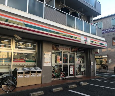 セブンイレブン 蓮根店の画像