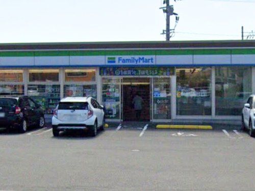 ファミリーマート 清武加納店の画像