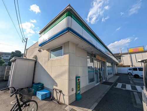 ファミリーマート 所沢けやき通り店の画像