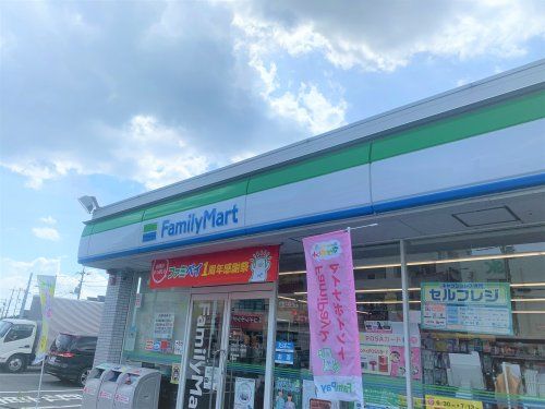 ファミリーマート 横浜不老町店の画像