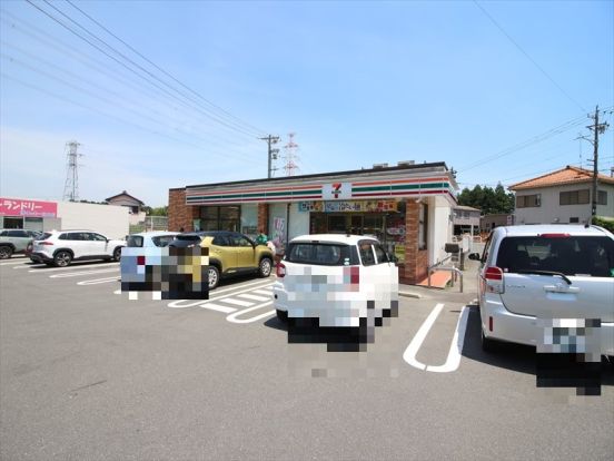 セブンイレブン 新城川田店の画像