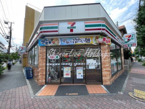 セブンイレブン 横浜南吉田町4丁目店の画像