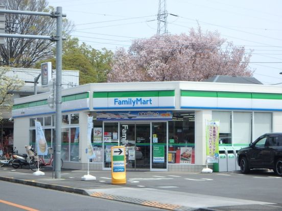 ファミリーマート　国分寺戸倉通り店の画像