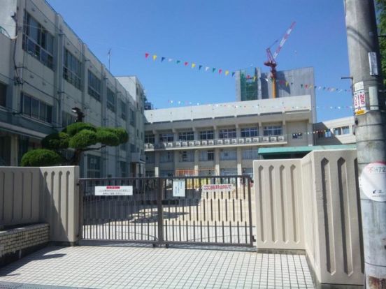 大阪市立榎並小学校の画像