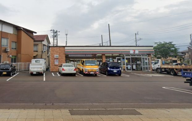 セブンイレブン 上越東城店の画像