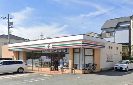 セブンイレブン 尼崎額田町店の画像