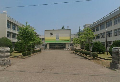 上越市立城西中学校の画像