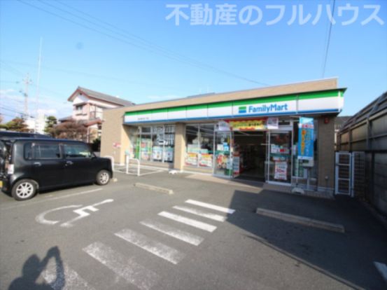 ファミリーマート 豊川本野ケ原二丁目店の画像