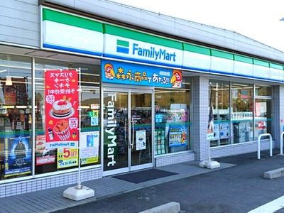 ファミリーマート 近鉄東山駅前店の画像