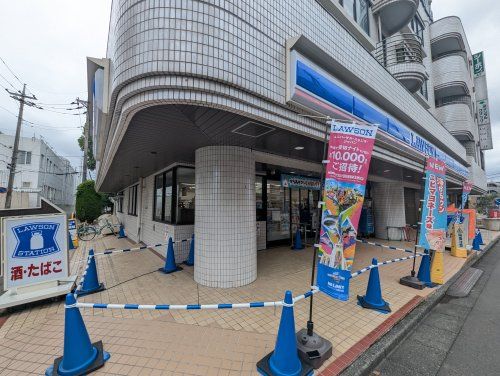 ローソン 所沢駅東口店の画像