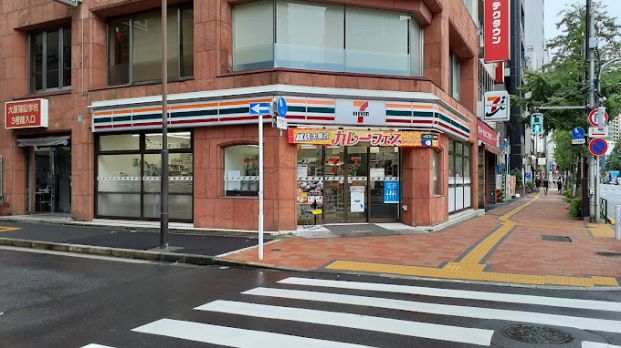 セブンイレブン 神田神保町1丁目店の画像