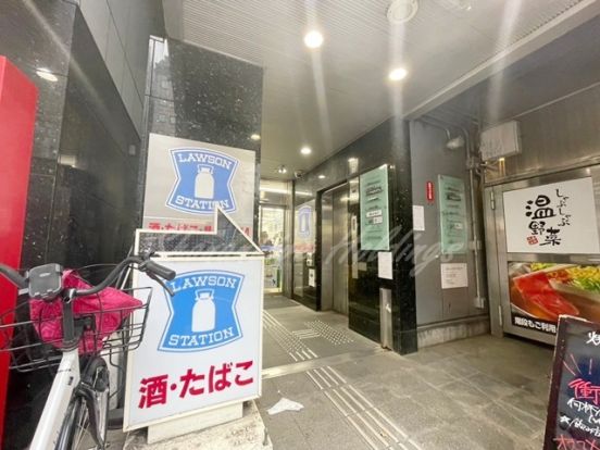 ローソン ヨコハマパルナード店の画像