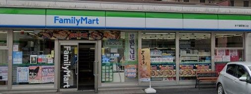 ファミリーマート 本千葉駅東口店の画像