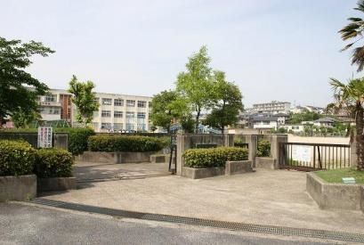 大和郡山市立郡山西小学校の画像