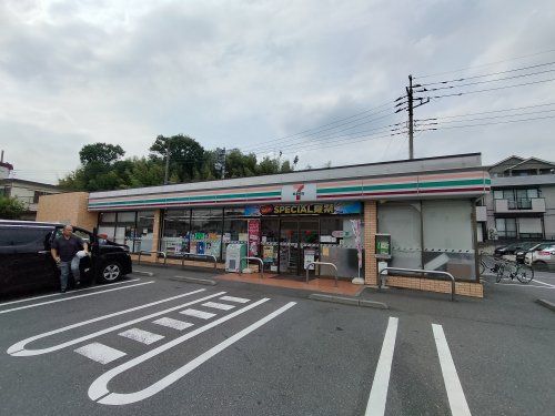 セブンイレブン 西所沢山口店の画像