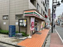 セブン-イレブン 板橋仲宿商店街店の画像